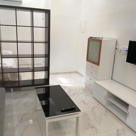 Hello Home Feria Madrid Chambre photo